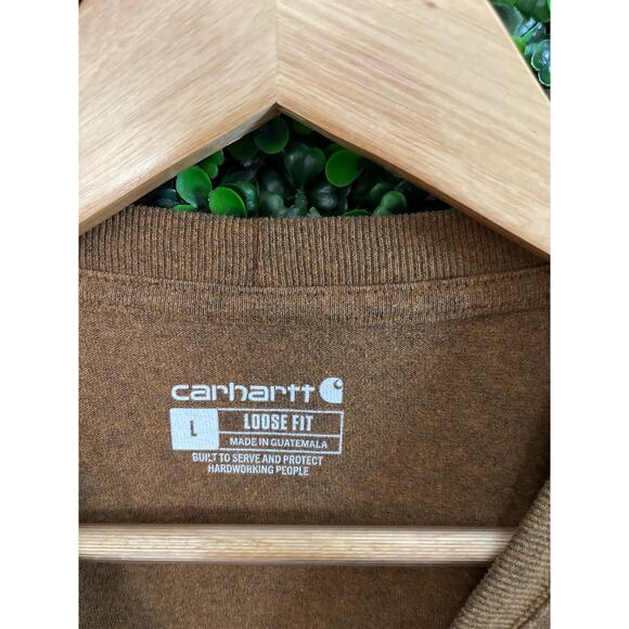 Carhartt, men’s Large Brown Tshirt - Picture 3 of 4